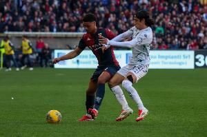 记者：米兰正敲定德温特交易最后细节，官方声明预计周三发布