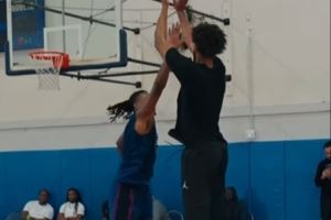 高端局！美媒晒多位球星近期野球局 戈登、穆雷、小贾等人在列