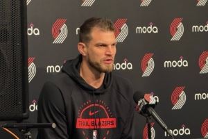 斯普利特：我们还有工作要做&我准备好了 昨天球队氛围不太好