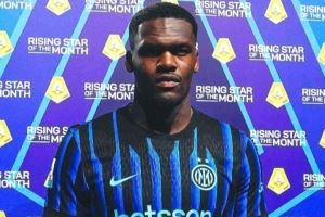 4场两球4助!对阵拉齐奥前,国米前锋博尼领取意甲月最佳球员奖项