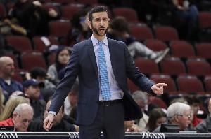 杜马斯:希望球队每天都全力以赴去竞争 我和博雷戈也说了这事